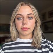 studentessa universitaria, offre ripetizioni di matematica base, biologia, inglese base, italiano, storia
